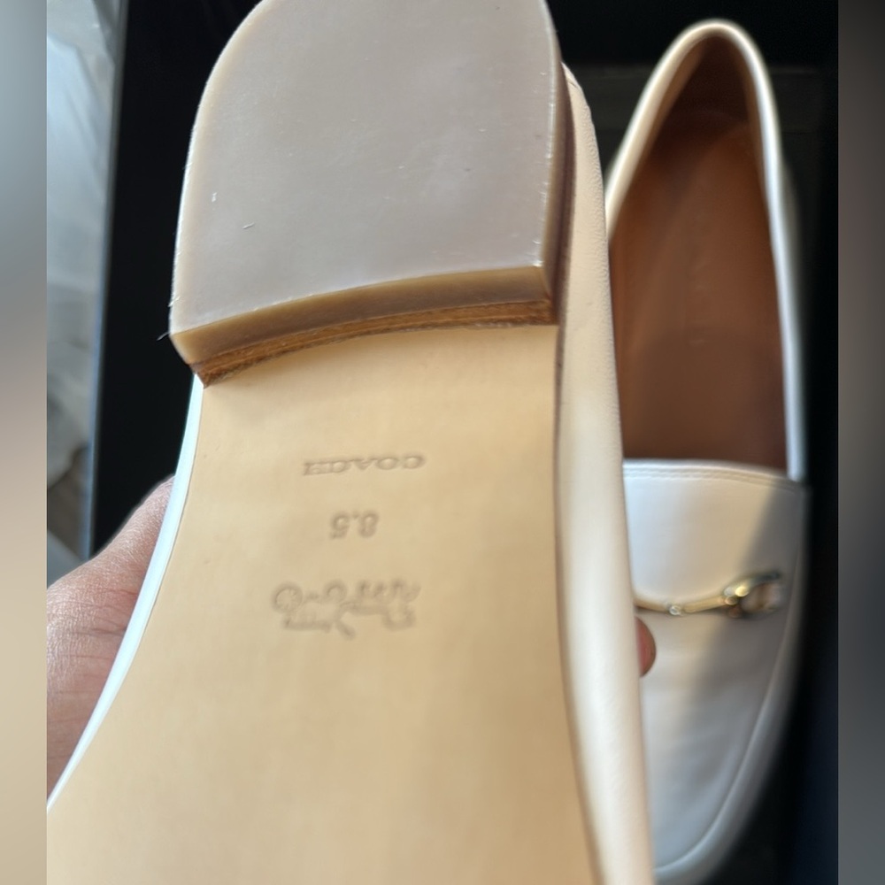 Coach Haley Women's Elegant Cream Loafers with Gold Accent, size 8.5 - Picture 4 of 6